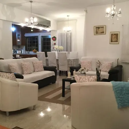 Nikola's House Tatil Evi *